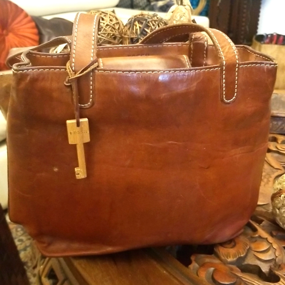 Vintage Fossil leather bag